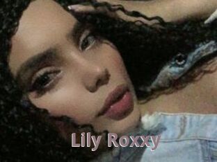Lily_Roxxy