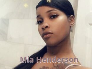 Mia_Henderson