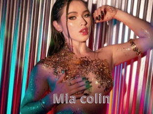 Mia_colin