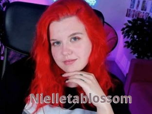Nielletablossom