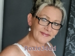 Roxie34dd