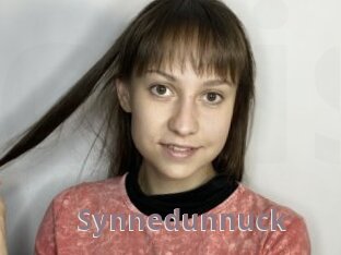 synnedunnuck Chienne Soumise