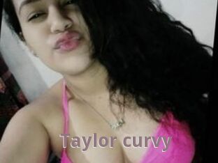 Taylor_curvy